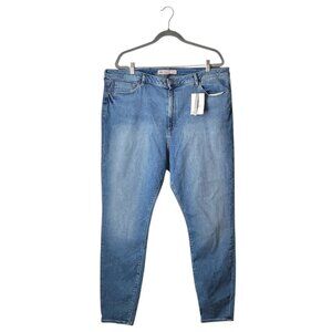 Asos Light Wash Straight Leg Plus Size Jeans